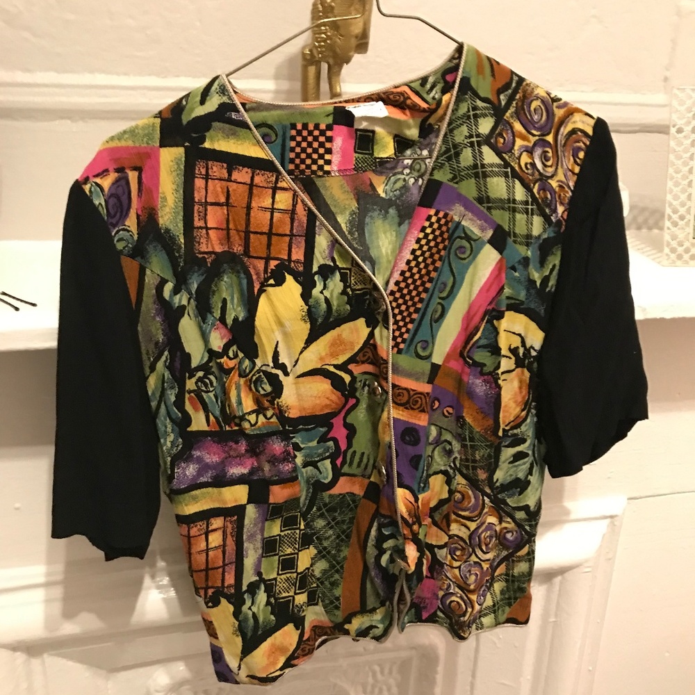 Funky Vintage 3/4s Top